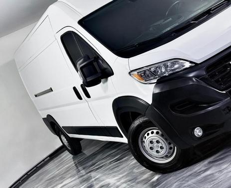 White 2024 RAM ProMaster 2500 High Roof