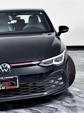 Deep Black Pearl Effect 2022 Volkswagen Golf GTI 2.0T SE