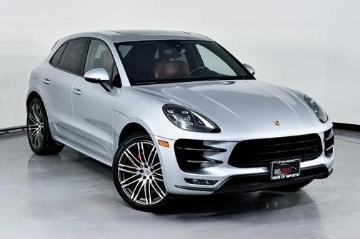 2017 Porsche Macan Turbo