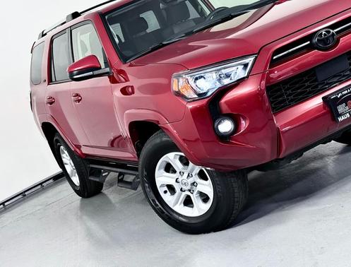 2023 Toyota 4Runner SR5 4WD