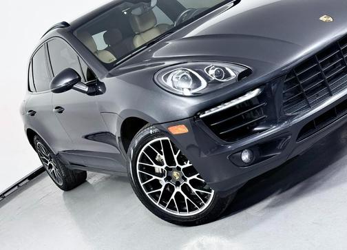 2018 Porsche Macan S