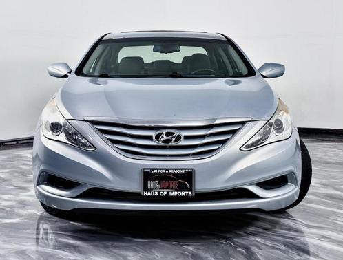 2012 Hyundai SONATA GLS