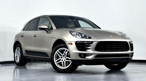 2017 Porsche Macan Base