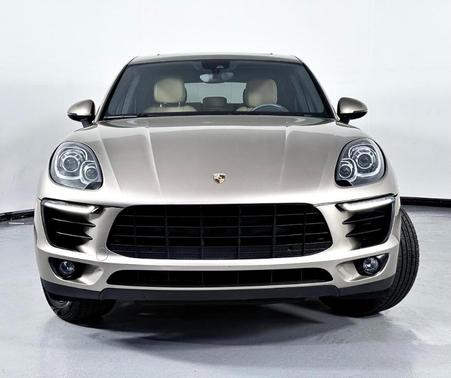 2017 Porsche Macan Base