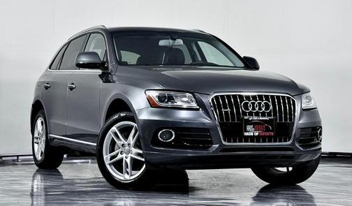 Daytona Gray Pearl Effect 2016 Audi Q5 2.0T Premium Plus