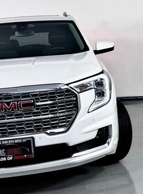 2022 GMC Terrain Denali
