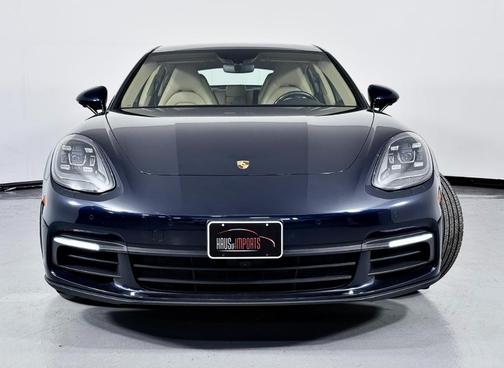 2020 Porsche Panamera 4