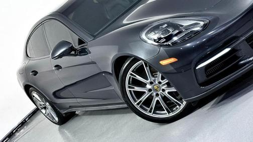 2018 Porsche Panamera 4S