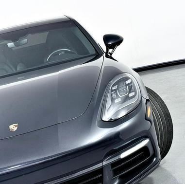 2018 Porsche Panamera 4S