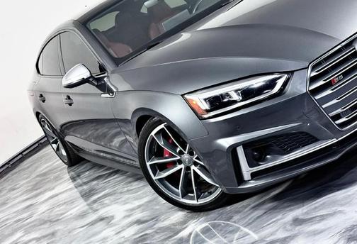 Gray 2014 Audi RS 7 4.0T Prestige
