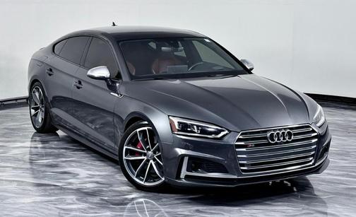 Gray 2014 Audi RS 7 4.0T Prestige