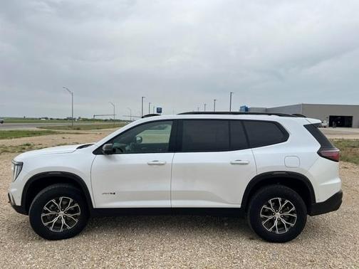 2024 GMC Acadia AT4