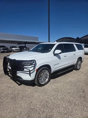 2024 Chevrolet Suburban LT