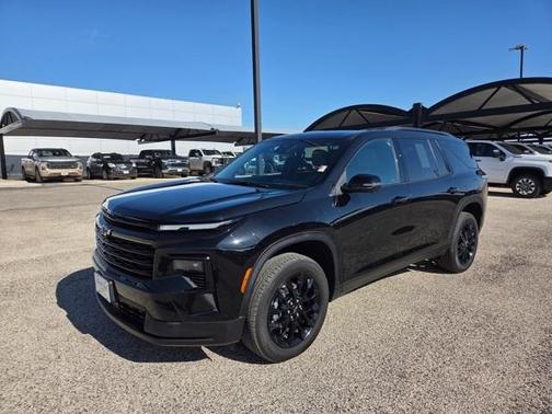 2024 Chevrolet Traverse LT