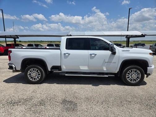 2022 Chevrolet Silverado 3500 High Country