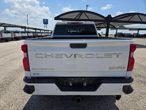 2022 Chevrolet Silverado 3500 High Country