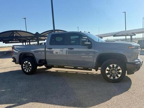 2025 Chevrolet Silverado 2500 Custom