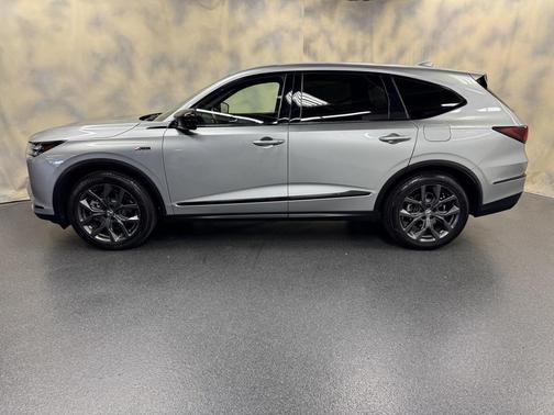 2022 Acura MDX A-Spec Package