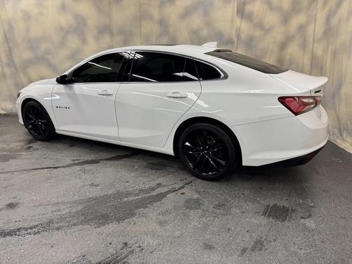 2021 Chevrolet Malibu FWD LT
