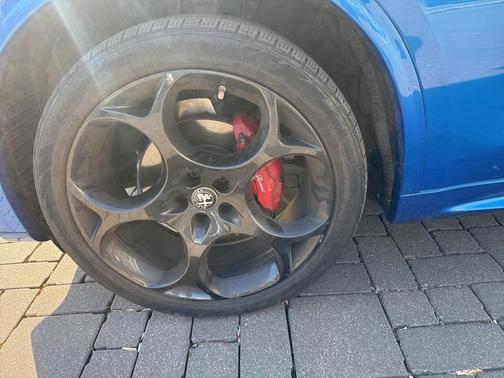 2022 Alfa Romeo Stelvio Ti