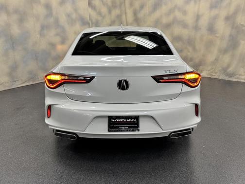 2022 Acura TLX FWD