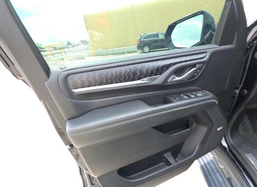 Onyx Black 2022 GMC Yukon Denali