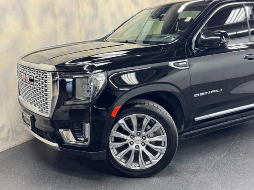 Onyx Black 2022 GMC Yukon Denali