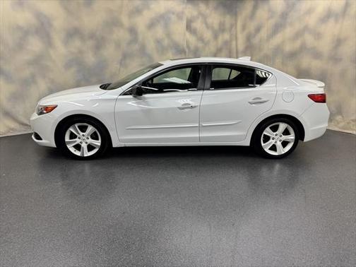 2013 Acura ILX 2.0L Technology