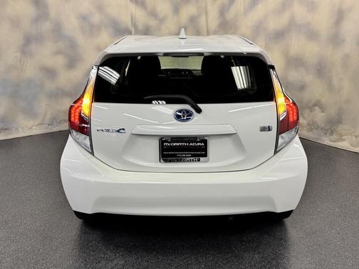 2016 Toyota Prius c Four