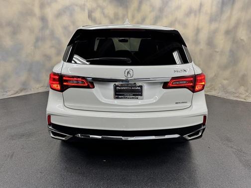2017 Acura MDX 3.5L w/Technology Package