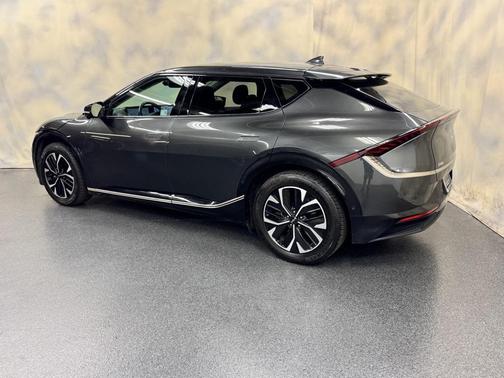 2022 Kia EV6 Wind