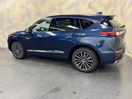 2026 Acura RDX Advance Package