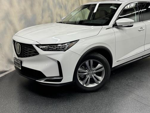 2025 Acura MDX Standard