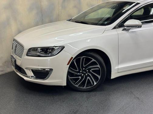 White Platinum Metallic Tri-Coat 2020 Lincoln MKZ Reserve