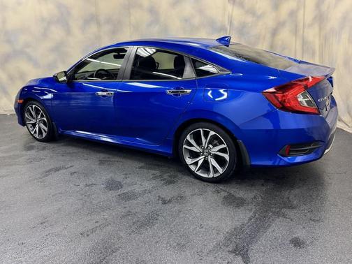 2019 Honda Civic Touring
