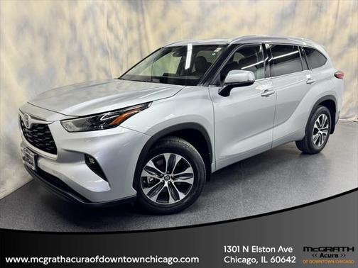 2022 Toyota Highlander Hybrid XLE
