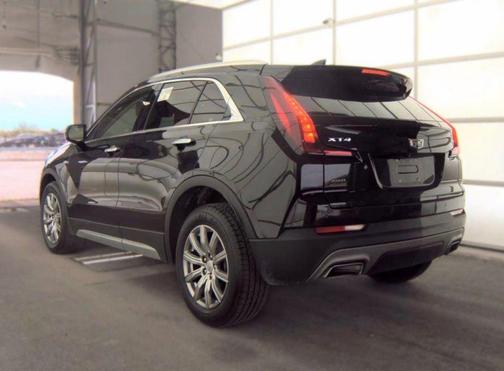 Stellar Black Metallic 2023 Cadillac XT4 Premium Luxury
