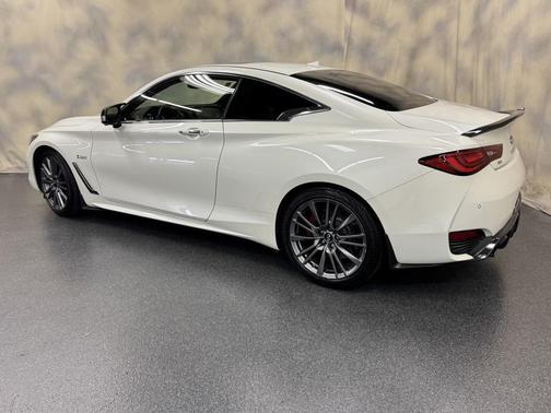 2017 INFINITI Q60 3.0t Red Sport 400