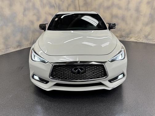 2017 INFINITI Q60 3.0t Red Sport 400