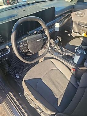Interstellar Gray 2025 Kia K4 LXS