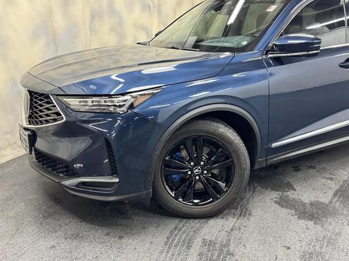 2025 Acura MDX Standard