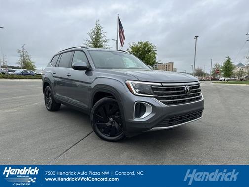 2024 Volkswagen Atlas 2.0T SE w/ Technology