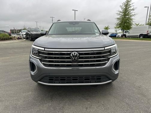 2024 Volkswagen Atlas 2.0T SE w/ Technology