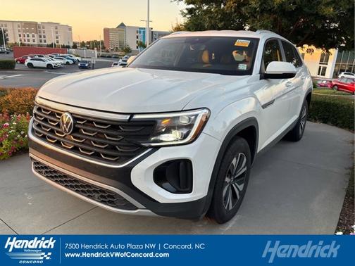 2025 Volkswagen Atlas Cross Sport 2.0T SE