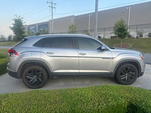 2023 Volkswagen Atlas Cross Sport 3.6 V6 SE w/ Technology