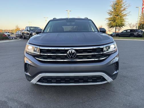 2022 Volkswagen Atlas 2.0T SE w/ Technology