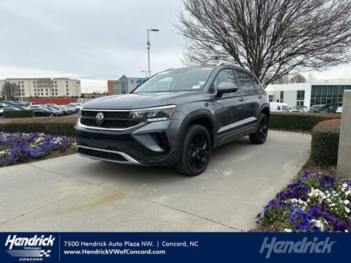 2024 Volkswagen Taos 1.5T SE