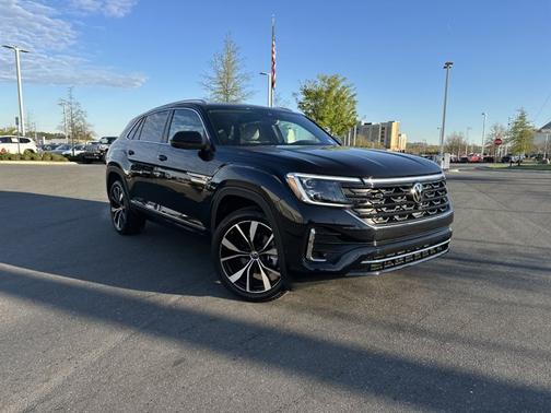 2025 Volkswagen Atlas Cross Sport 2.0T SEL Premium R-Line