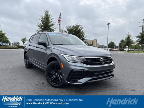 2024 Volkswagen Tiguan 2.0T SE R-Line Black