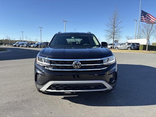 2023 Volkswagen Atlas 3.6 SE w/ Technology